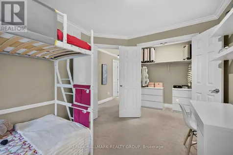 856 Norton Avenue Ottawa ON K2B 5P6