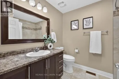 856 Norton Avenue Ottawa ON K2B 5P6