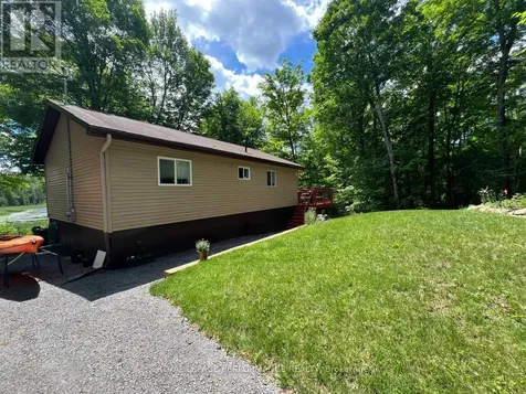 253 Lacourse Lane Lanark Highlands ON K0A 3L0