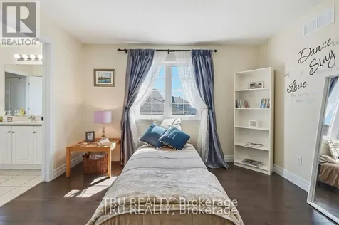 380 Blackleaf Drive Ottawa ON K2J 5S5