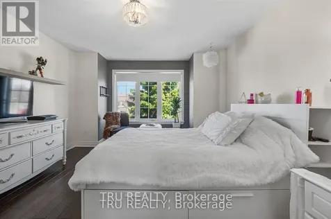 380 Blackleaf Drive Ottawa ON K2J 5S5