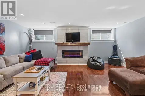 380 Blackleaf Drive Ottawa ON K2J 5S5