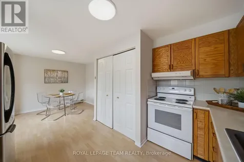 18 Arbordale Crescent Ottawa ON K2G 5C6