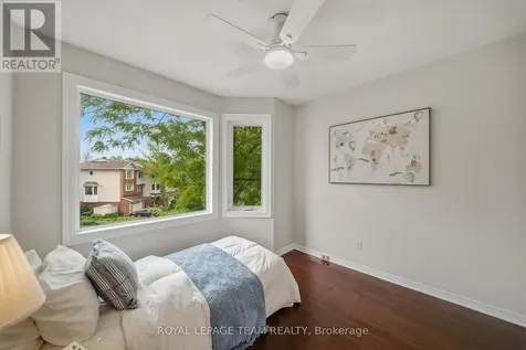 18 Arbordale Crescent Ottawa ON K2G 5C6