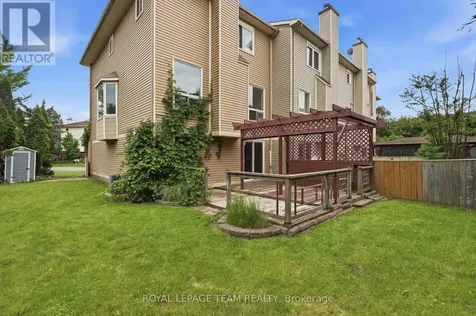 18 Arbordale Crescent Ottawa ON K2G 5C6