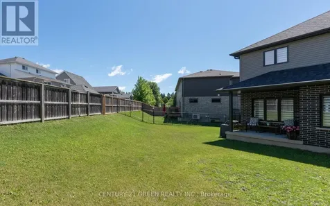 51 Crab Apple Court Wellesley ON N0B 2T0
