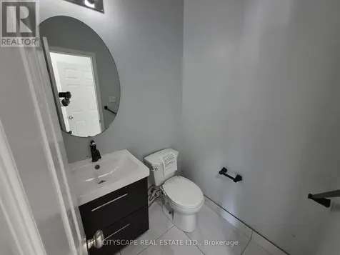 211 Sims Estate Drive Kitchener ON N2A 4L2