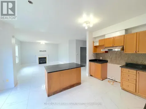 211 Sims Estate Drive Kitchener ON N2A 4L2
