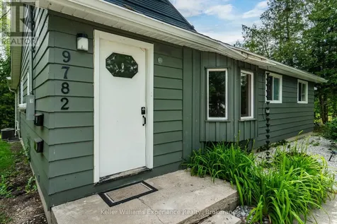 9782 Beachwood Drive Collingwood ON L9Y 5P8