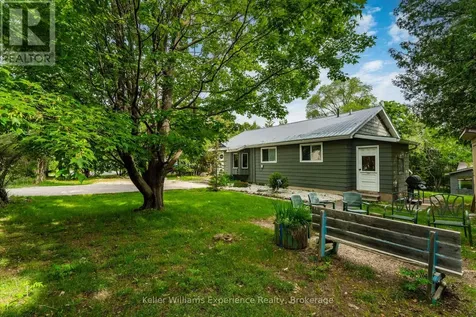 9782 Beachwood Drive Collingwood ON L9Y 5P8