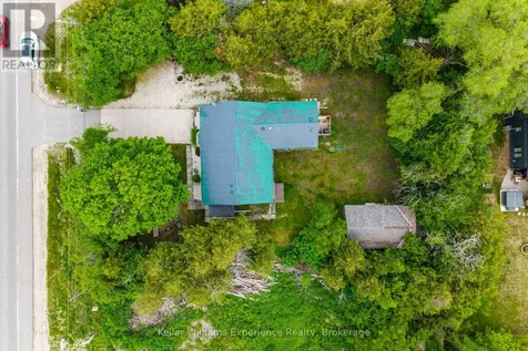 9782 Beachwood Drive Collingwood ON L9Y 5P8