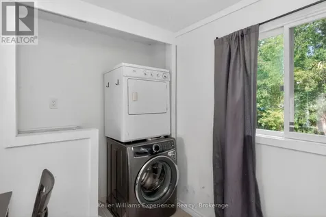 9782 Beachwood Drive Collingwood ON L9Y 5P8