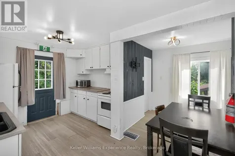 9782 Beachwood Drive Collingwood ON L9Y 5P8