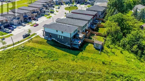 924 Chapel Hill Court Kitchener ON N2R 0P4