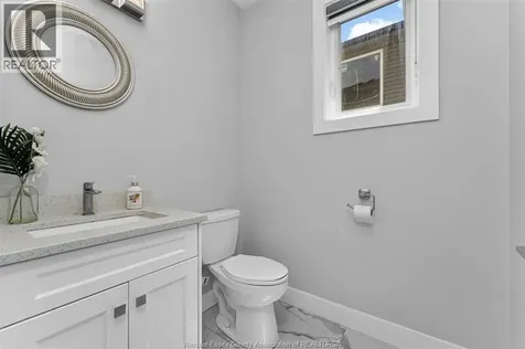 811 Keil Drive Chatham ON N7M 0T4