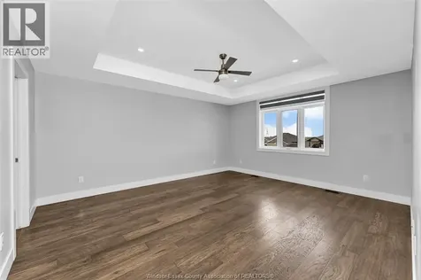 811 Keil Drive Chatham ON N7M 0T4