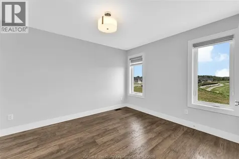 811 Keil Drive Chatham ON N7M 0T4