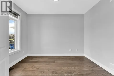 811 Keil Drive Chatham ON N7M 0T4
