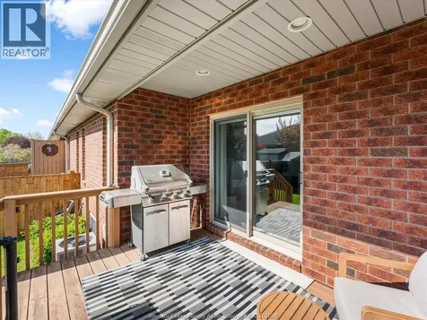 139 Woodycrest Avenue Kingsville ON N9Y 4G3