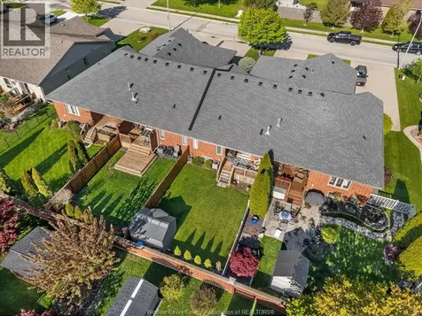 139 Woodycrest Avenue Kingsville ON N9Y 4G3