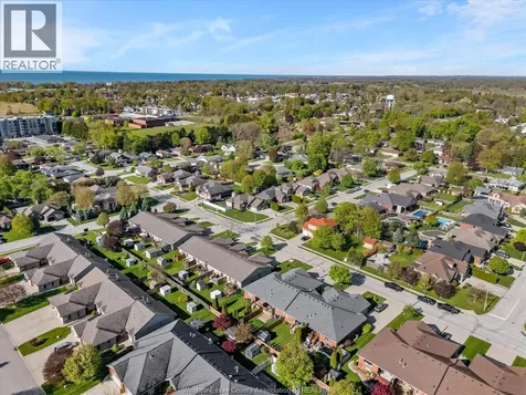 139 Woodycrest Avenue Kingsville ON N9Y 4G3