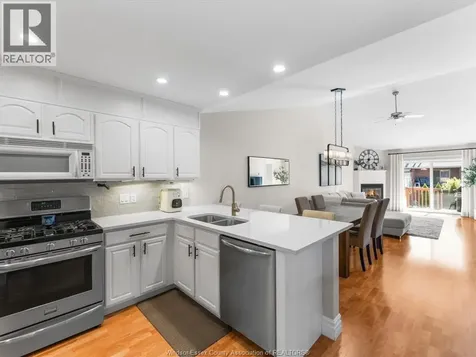 139 Woodycrest Avenue Kingsville ON N9Y 4G3