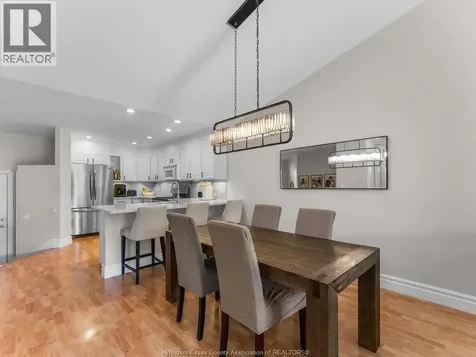 139 Woodycrest Avenue Kingsville ON N9Y 4G3