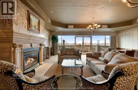 5055 Riverside Drive Windsor ON N8Y 5A6