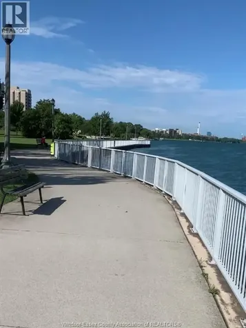 5055 Riverside Drive Windsor ON N8Y 5A6