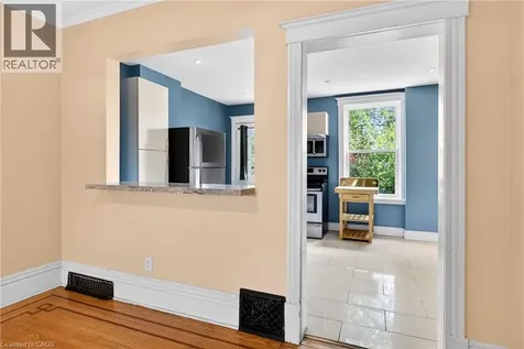 520 John Street North Hamilton ON L8L 4R8