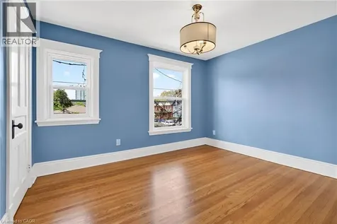 520 John Street North Hamilton ON L8L 4R8