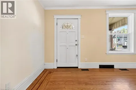 520 John Street North Hamilton ON L8L 4R8