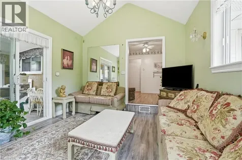147 Village Road St. Catharines ON L2T 3C4