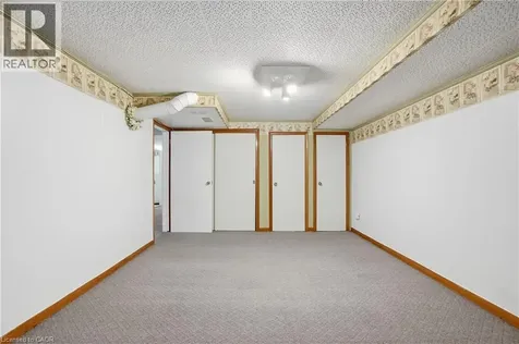 147 Village Road St. Catharines ON L2T 3C4