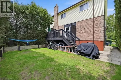 79 Adis Avenue Hamilton ON L9C 6T9