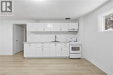 79 Adis Avenue Hamilton ON L9C 6T9