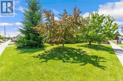 249 Wilderness Drive Kitchener ON N2E 3R4