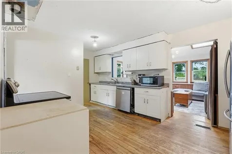 83 Oriole Parkway West Elmira ON N3B 1C2