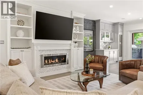 336 Newbold Court Burlington ON L7R 2Y6