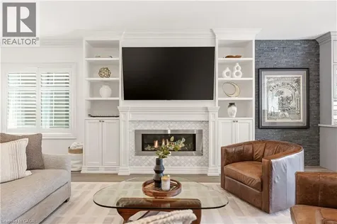 336 Newbold Court Burlington ON L7R 2Y6