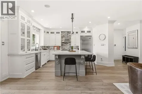 336 Newbold Court Burlington ON L7R 2Y6