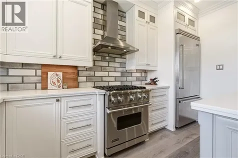 336 Newbold Court Burlington ON L7R 2Y6