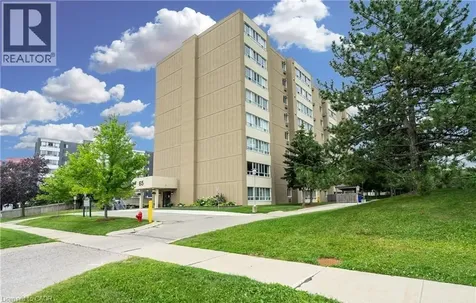 65 Highland Crescent Kitchener ON N2M 5M8