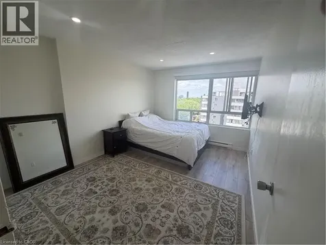 65 Highland Crescent Kitchener ON N2M 5M8
