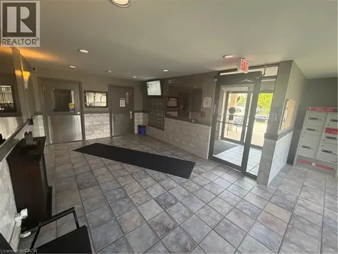 65 Highland Crescent Kitchener ON N2M 5M8