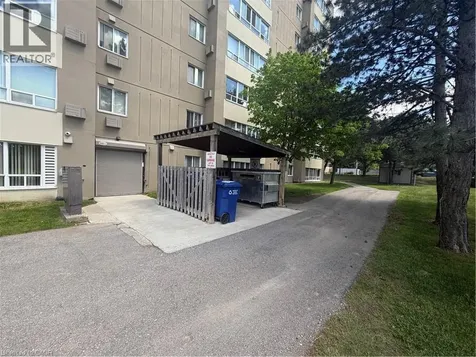 65 Highland Crescent Kitchener ON N2M 5M8