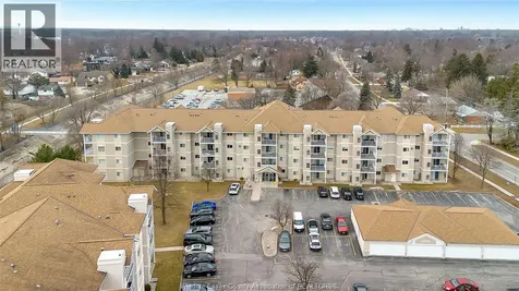 1655 Grand Marais Windsor ON N8E 4W4