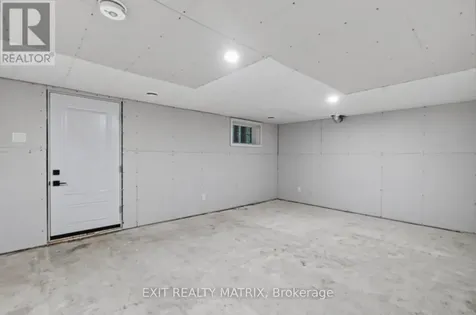 3297 Wayne Street Ottawa ON K0A 2W0