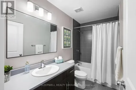 147 Westphalian Avenue Ottawa ON K2V 0A3