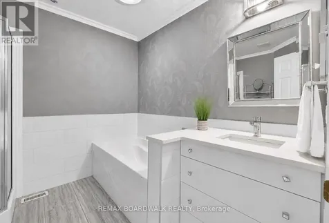 42 College Circle Ottawa ON K1K 4R8